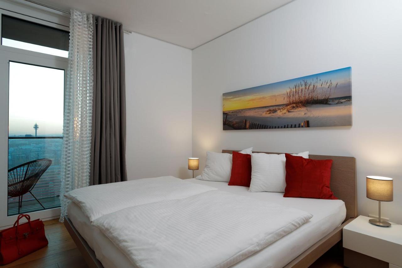 Triiiple Suites Level 21 Mit Balkon Und Tiefgarage فيينا المظهر الخارجي الصورة