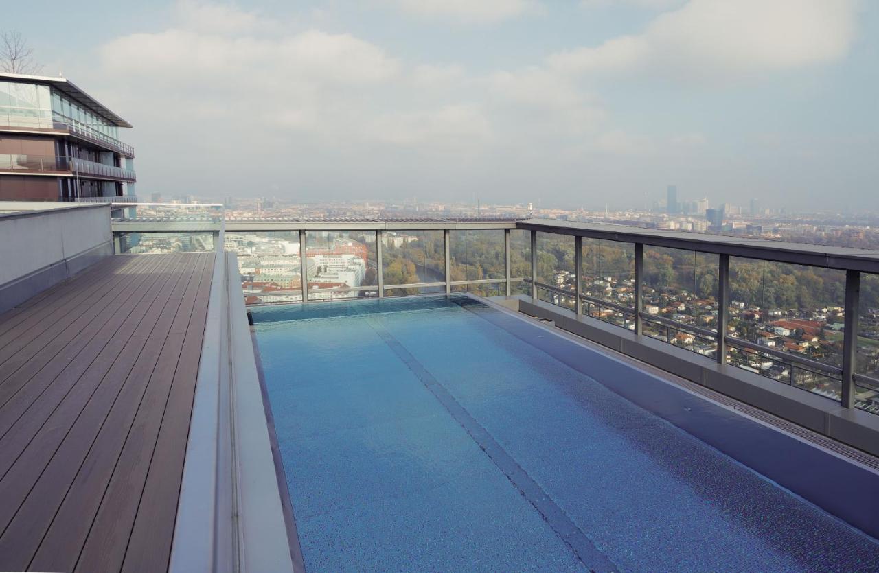 Triiiple Suites Level 21 Mit Balkon Und Tiefgarage فيينا المظهر الخارجي الصورة
