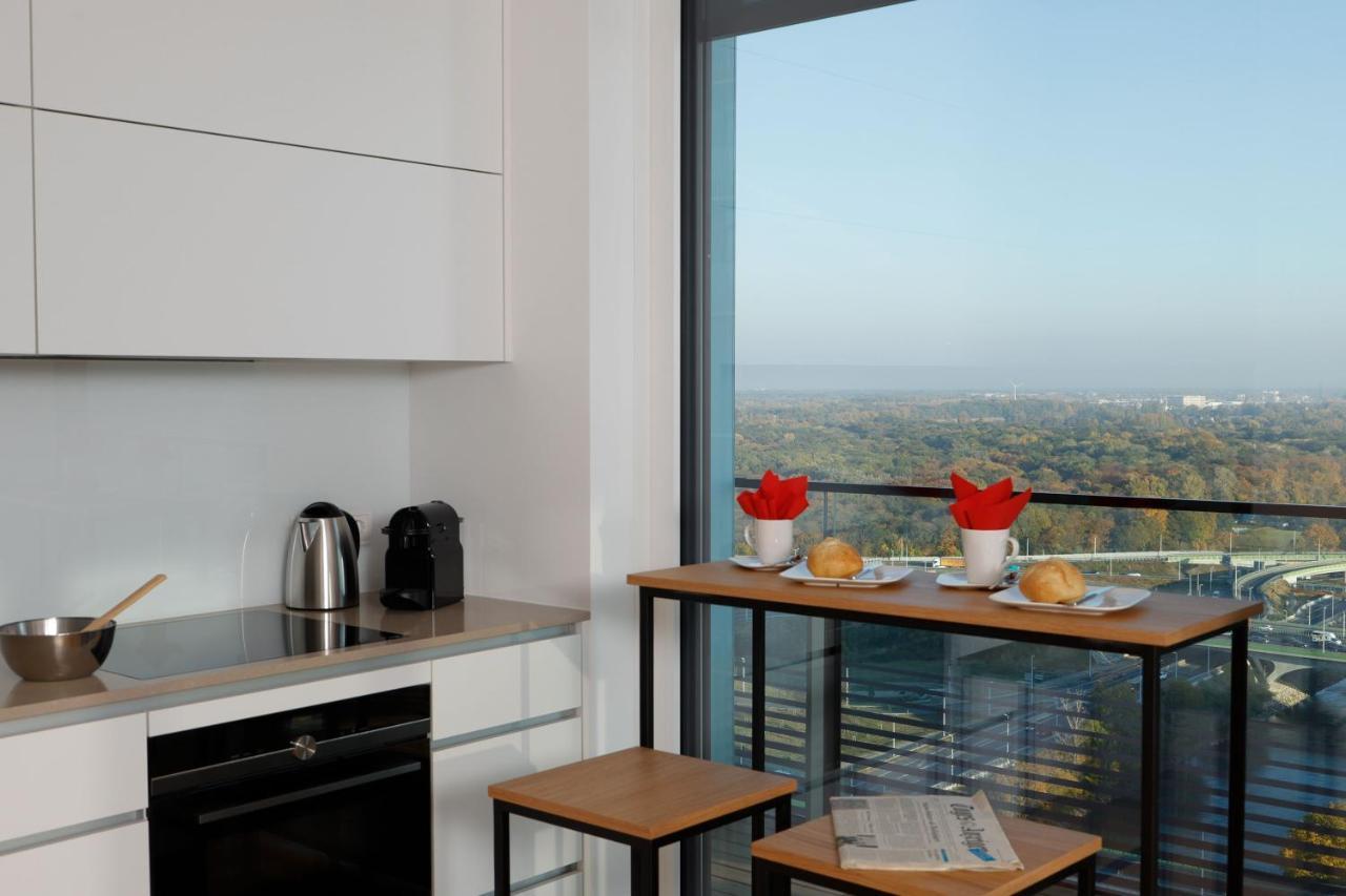 Triiiple Suites Level 21 Mit Balkon Und Tiefgarage فيينا المظهر الخارجي الصورة